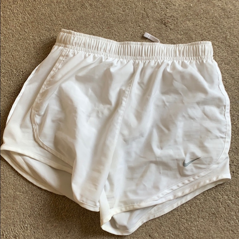 nike white shorts